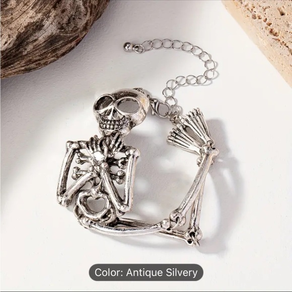 Gothic punk silver tone while skeleton bracelet adjustable for women or men new - Picture 2 of 5